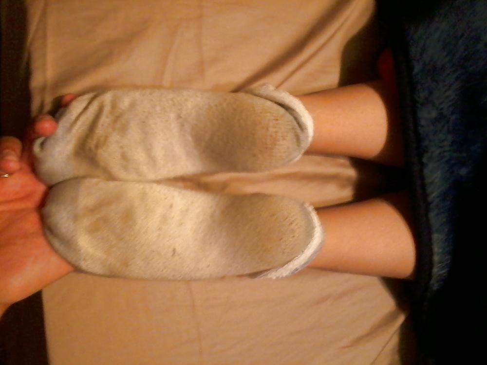 25P Ex slut stinky socks