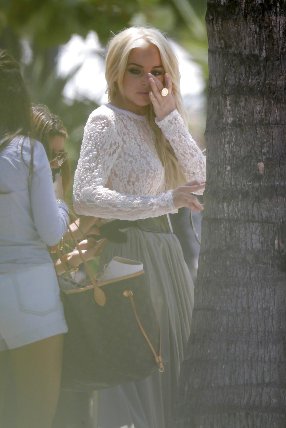 20P Lindsay Lohan Braless Photoshoot Candids in Miami