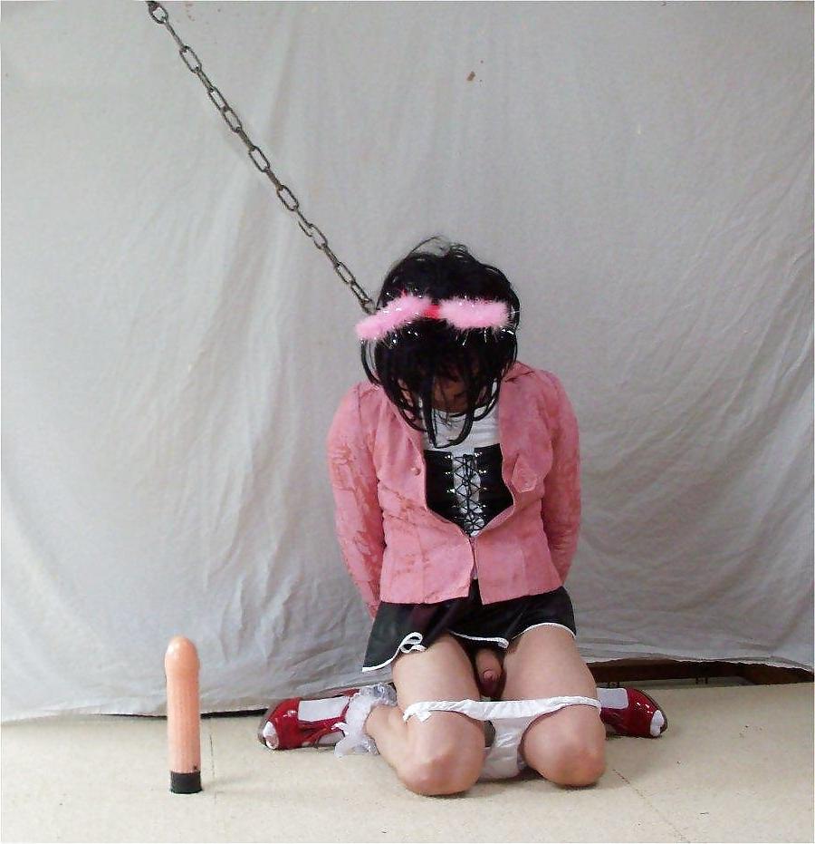 18P Sissy bondage Slave