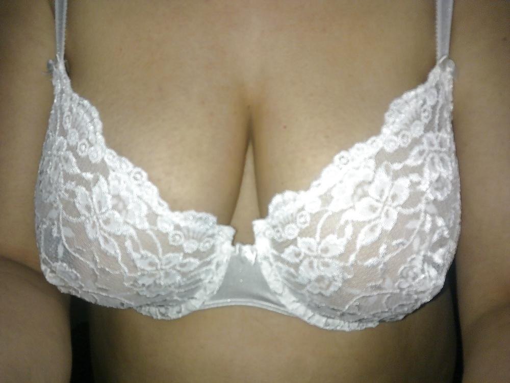 15P Indian house wife 9