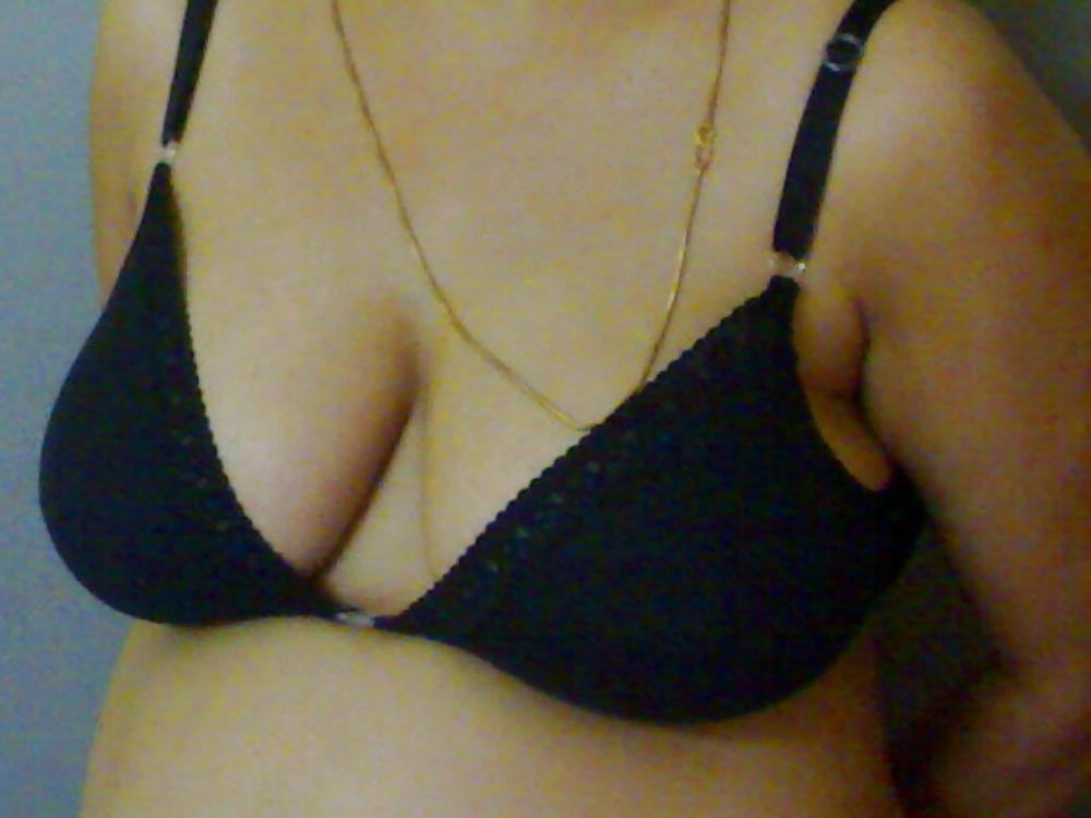 15P Indian house wife 9