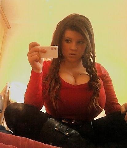 12P Girls with big tits 1