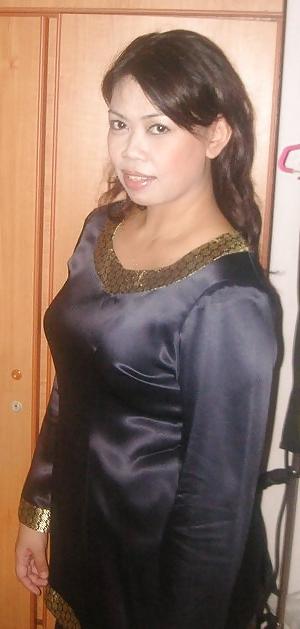 12P Married Malaysian Slut