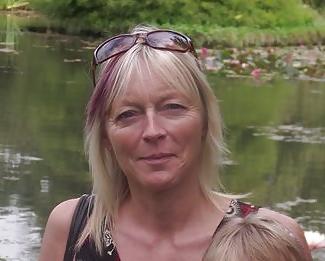 25P Sexy mature milf lady 