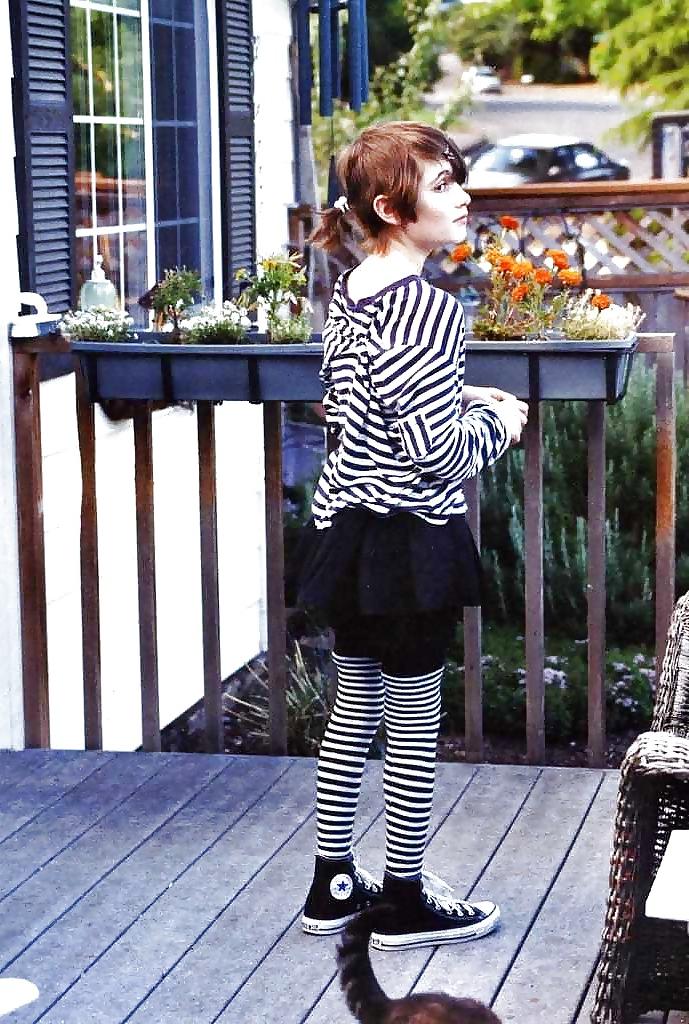 25P Hot sissy babes
