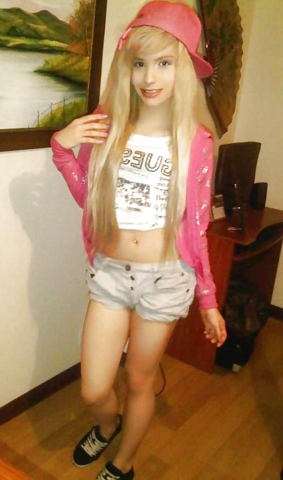 25P Hot sissy babes