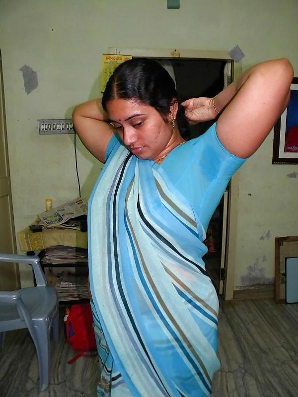 19P Hot Indian Ladies Sweaty armpits underarms for comments 