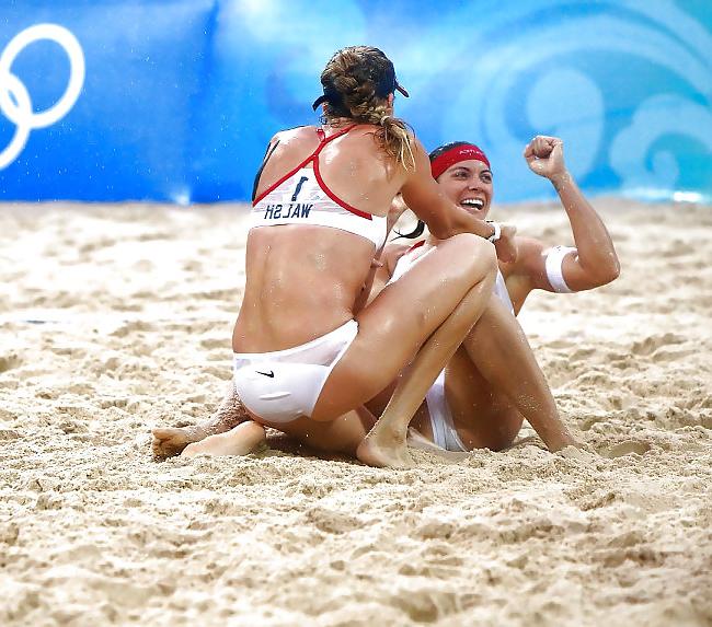 14P Sexy sport pics - 2