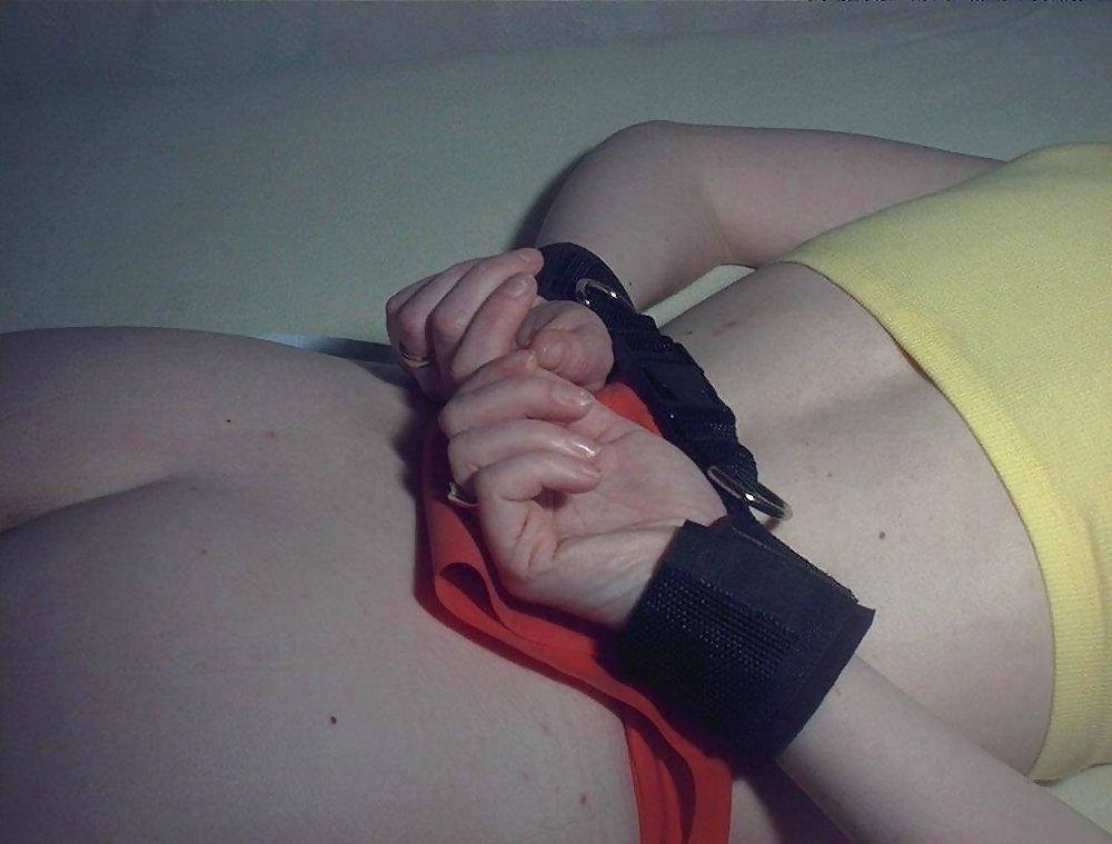21P Blond Woman: Diaper Bondage
