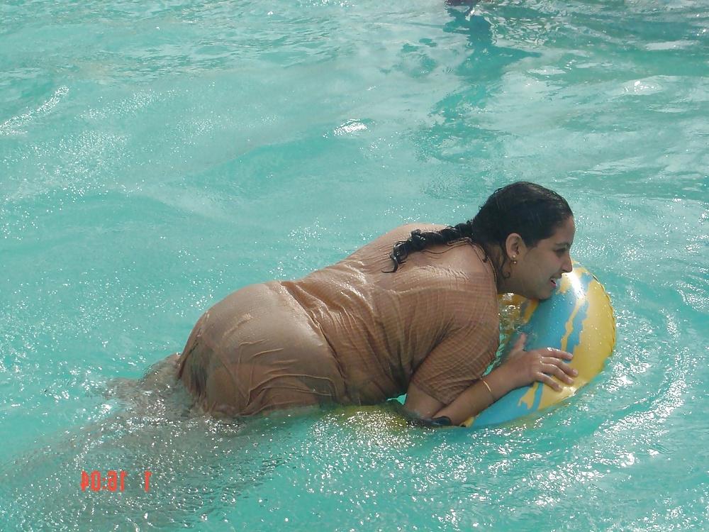 25P Indian Hot Aunties 3