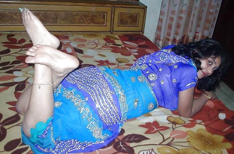 25P Indian Hot Aunties 4