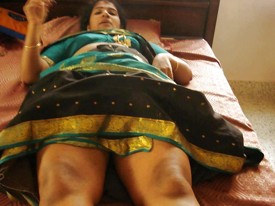 25P Indian Hot Aunties 4