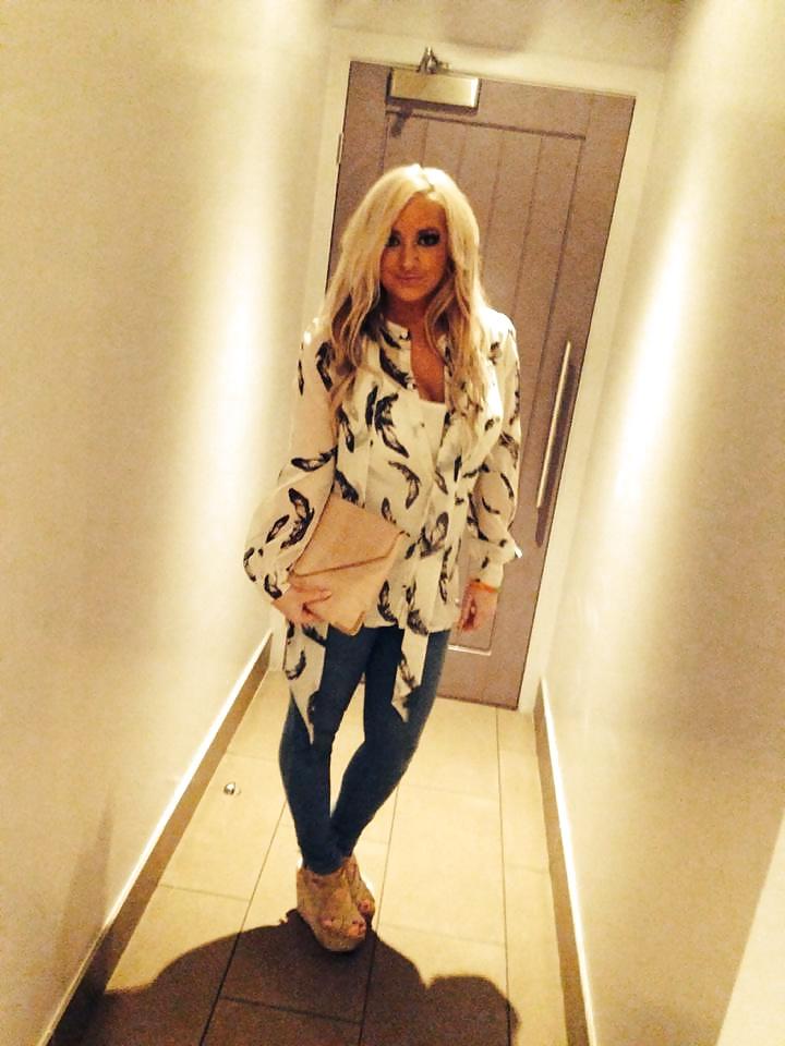 25P Anglaises en talon Engilsh babes in high heels ep3