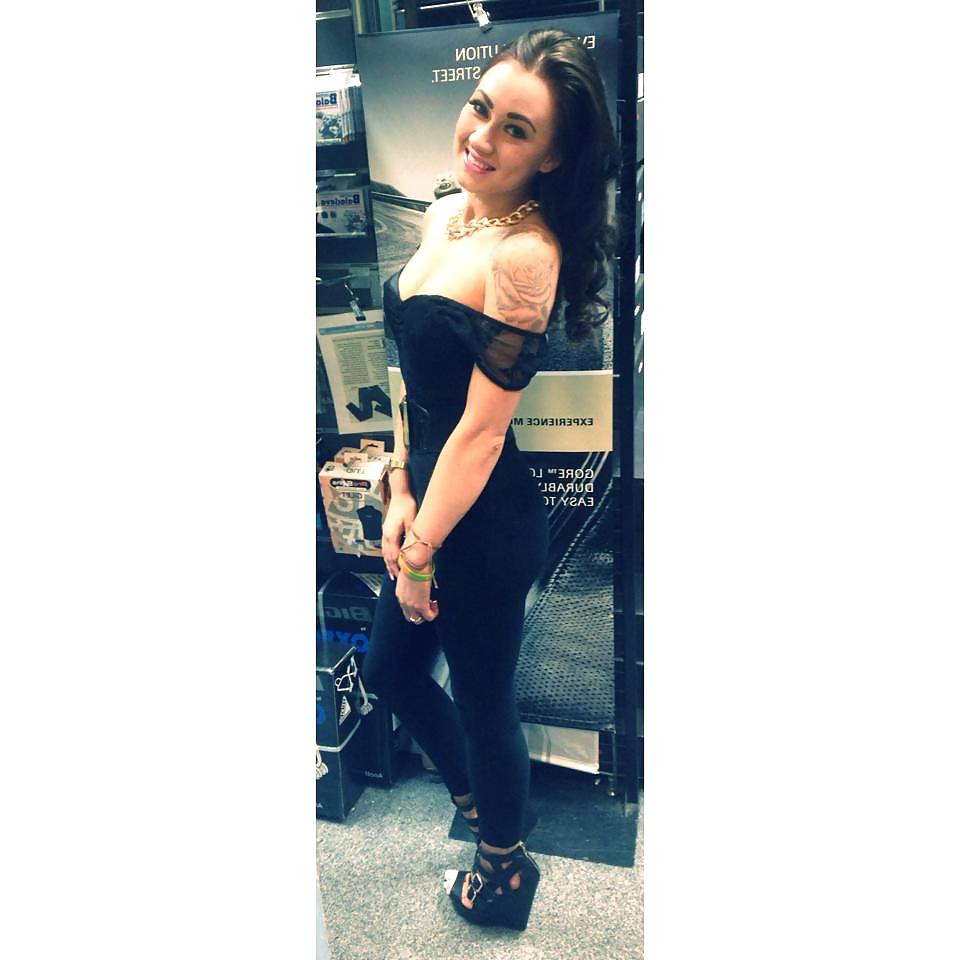 25P Anglaises en talon Engilsh babes in high heels ep3