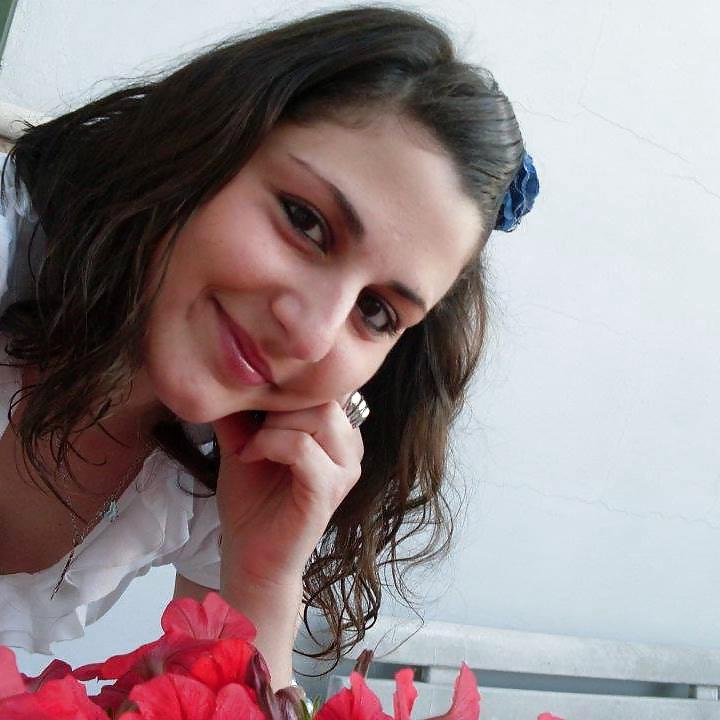 25P You wanna fill her pussy with your hot sperm? comments pls