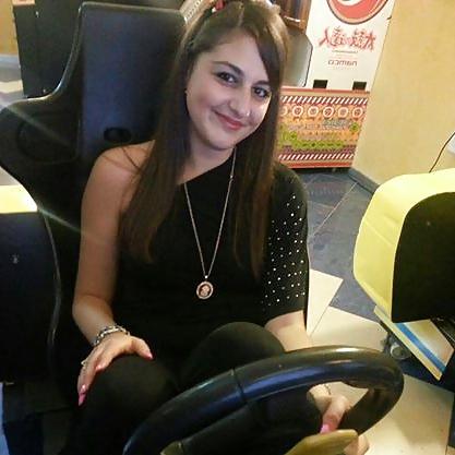 25P You wanna fill her pussy with your hot sperm? comments pls