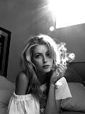 16P Sexy smoking celebs
