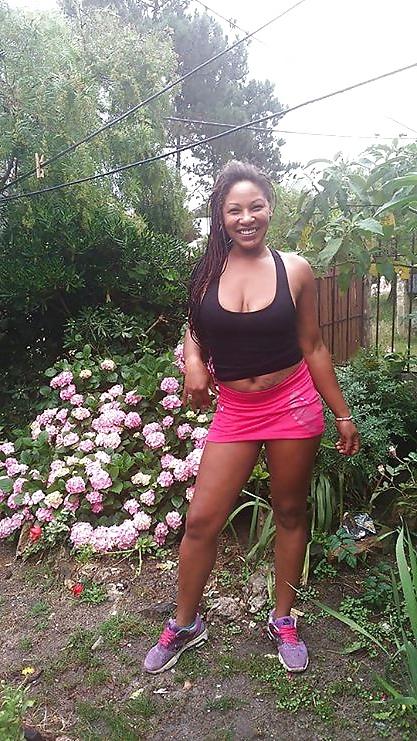 25P Latina negrita caliente de fb