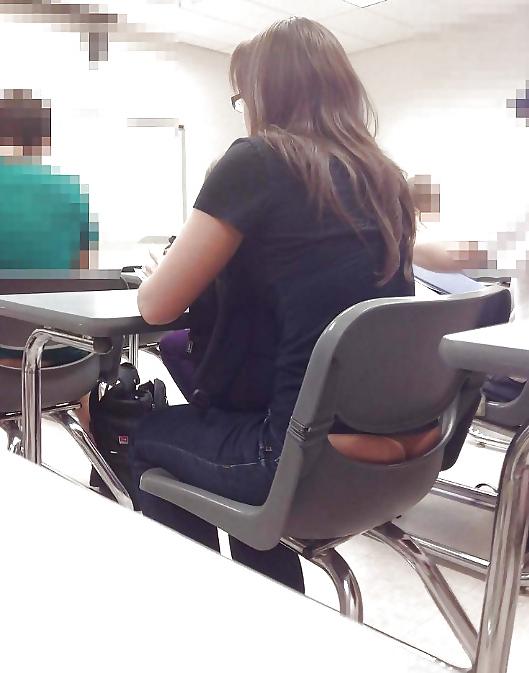 10P Ass crack, thong slip, voyeur.girl