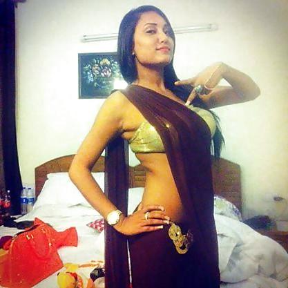 25P DESI BABES 1