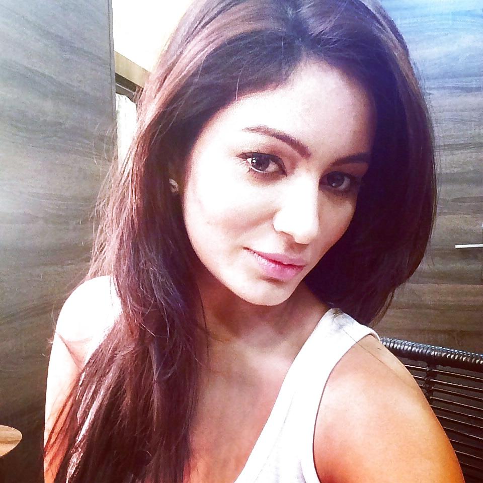 25P DESI BABES 1