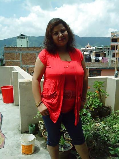 7P Sexy nepali mom ROSANI with her huge boobs