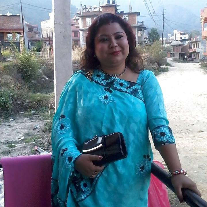 7P Sexy nepali mom ROSANI with her huge boobs