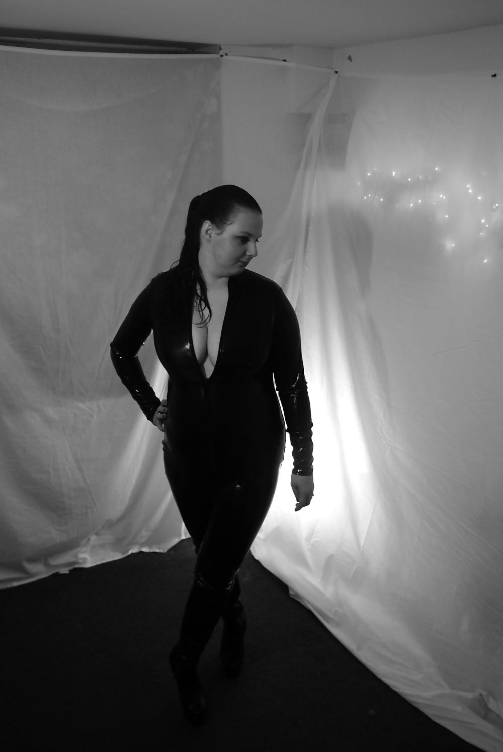25P Catsuit mistress