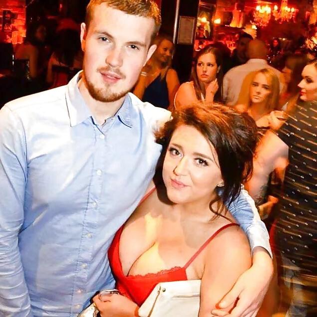 25P Favourites (Brunettes, Big Boobs, All Natural)