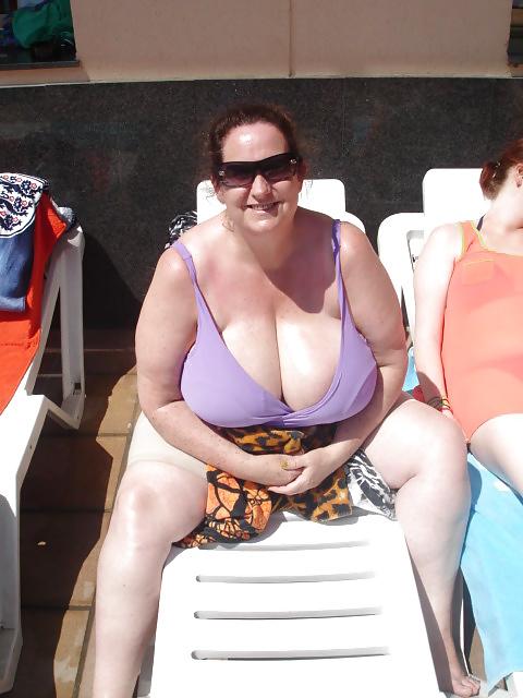 25P Granny Big Boobs