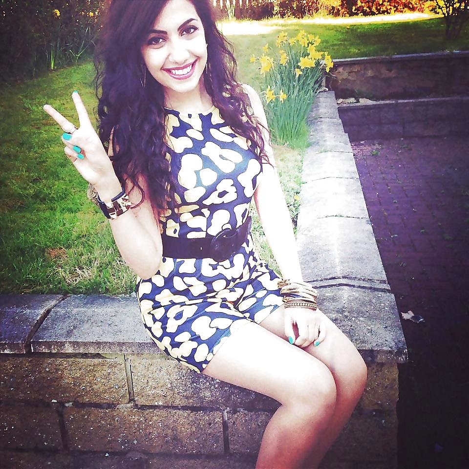 25P DESI BABES