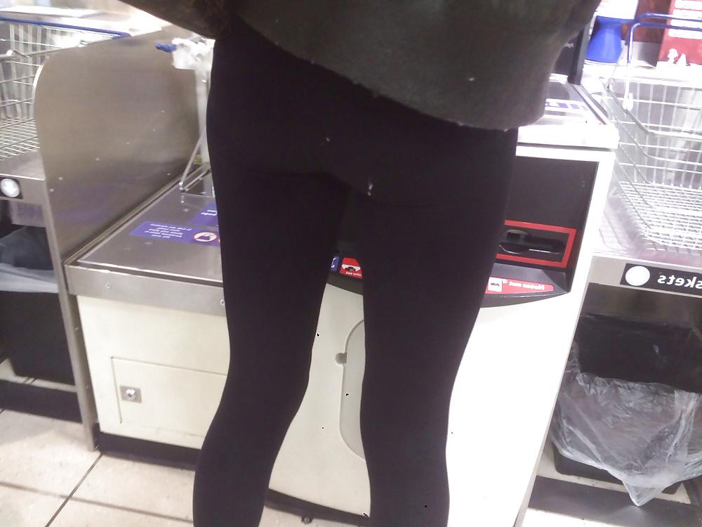 25P Spit on sluts