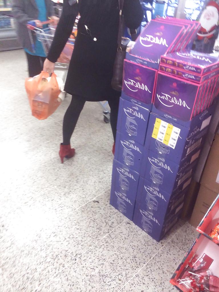 25P Spit on sluts