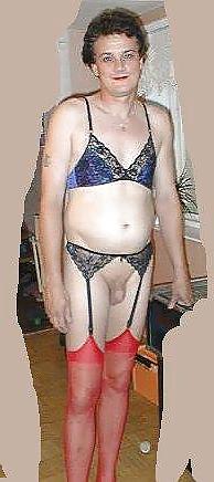 25P Sissy maid