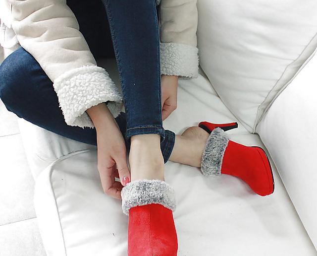 25P Santa's Clogs, Mules, Boots