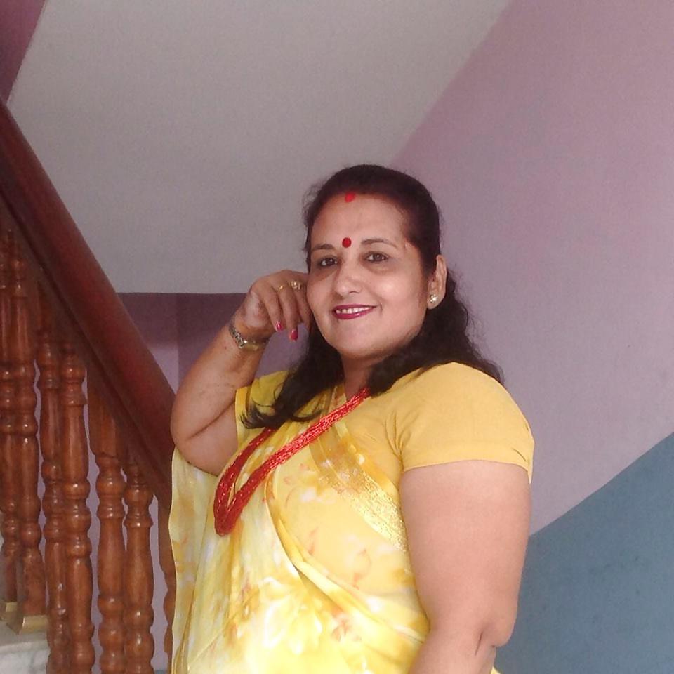 25P Sexy Mature Aunties (indian and nepali)