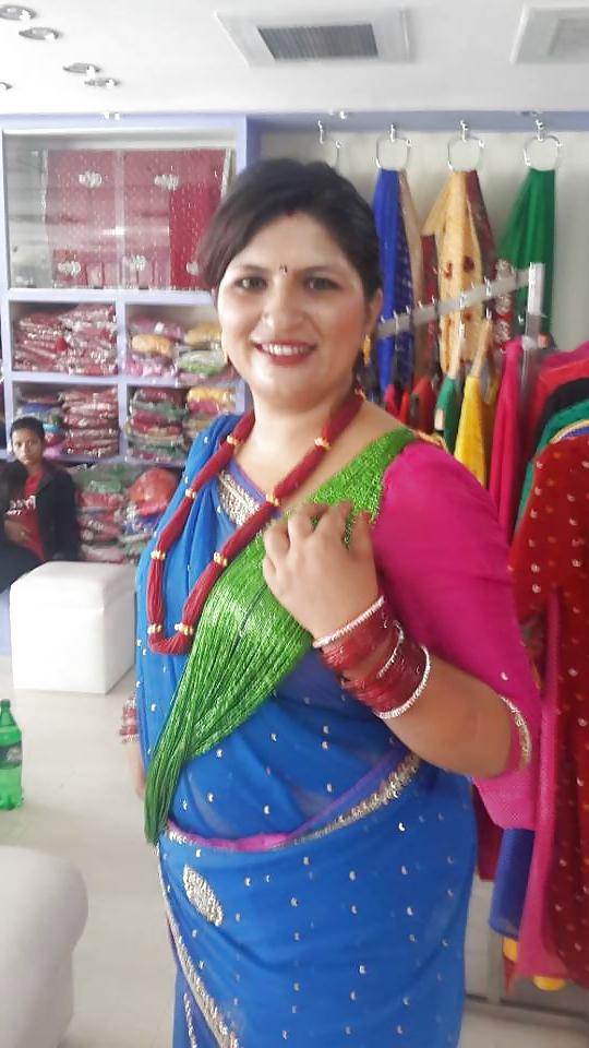 25P Sexy Mature Aunties (indian and nepali)