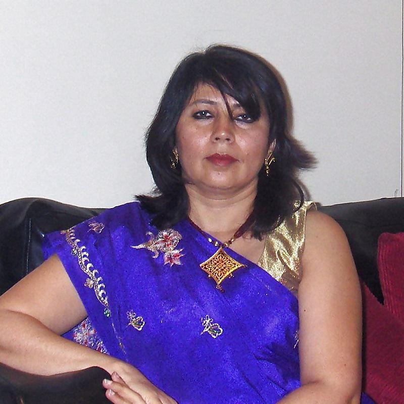 25P Sexy Mature Aunties (indian and nepali)