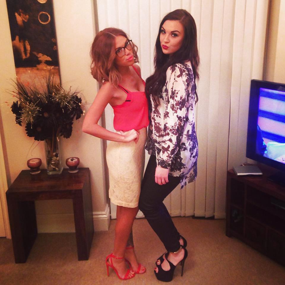 23P Anglaises en talon Engilsh babes in high heels ep4