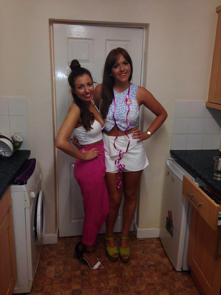 23P Anglaises en talon Engilsh babes in high heels ep4