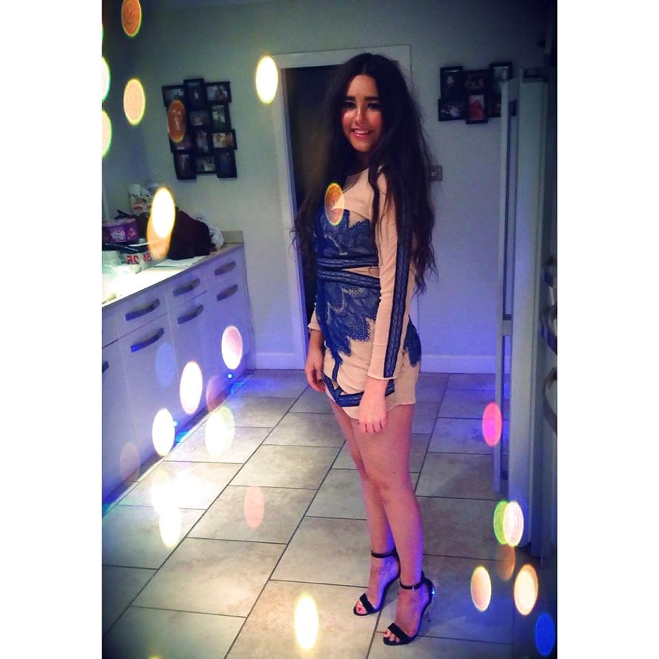 23P Anglaises en talon Engilsh babes in high heels ep4