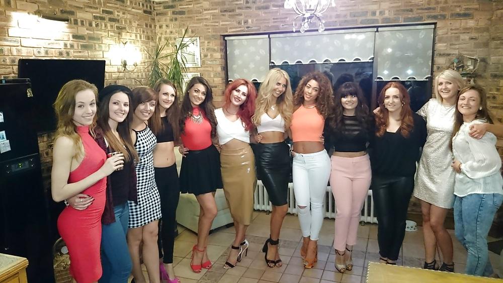 25P Anglaises en talon Engilsh babes in high heels ep5