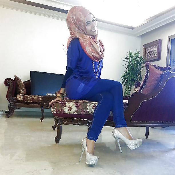 25P BEURETTE SEXY HIJAB (BELGIUM)