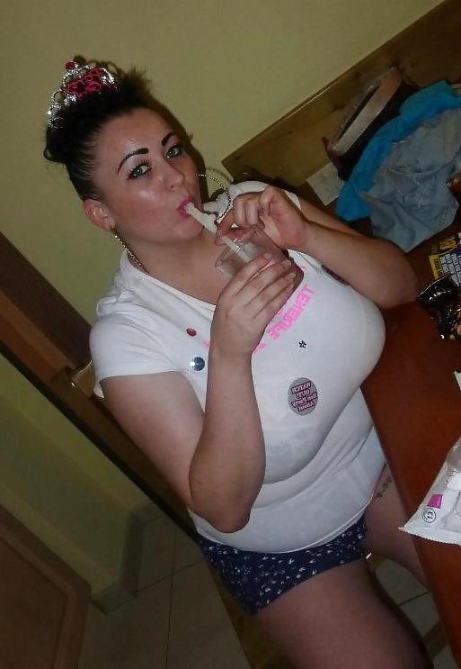 12P English Girl With XL Boobs