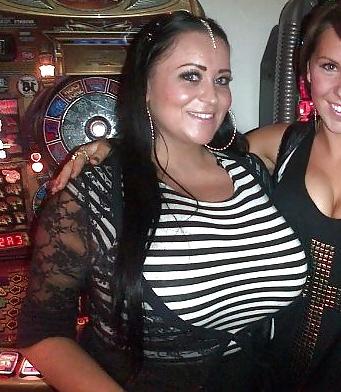 12P English Girl With XL Boobs