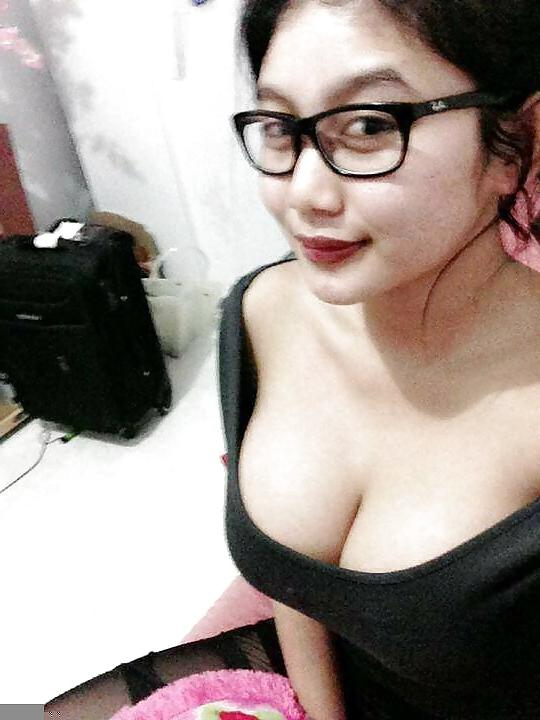 18P Malay Teen with Massive Tits