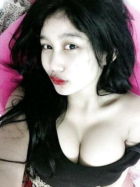 18P Malay Teen with Massive Tits