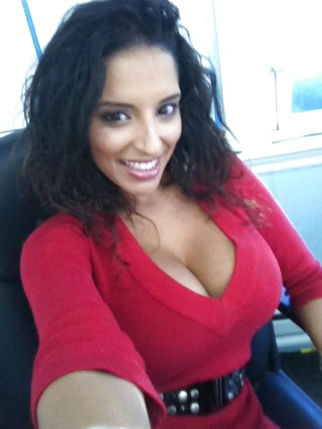 25P Webtastic Boobs Vol.807