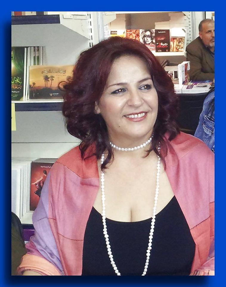 17P Heiße ägyptische MILF-Mutter