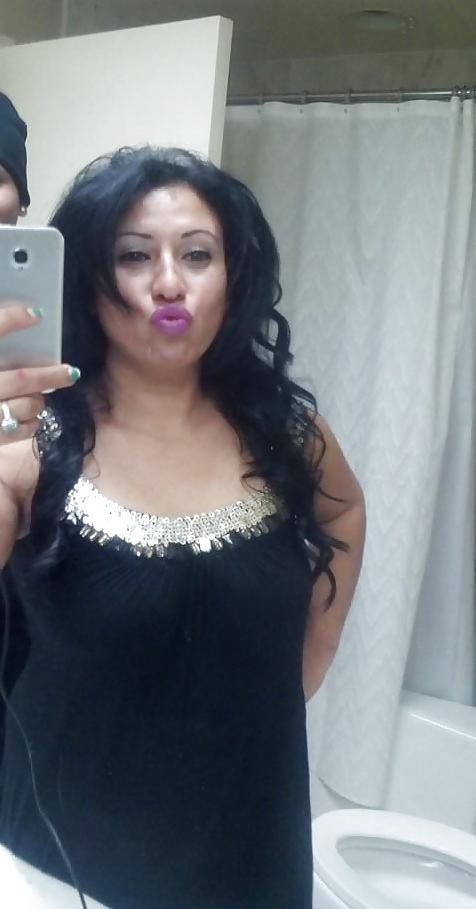 17P Heiße ägyptische MILF-Mutter